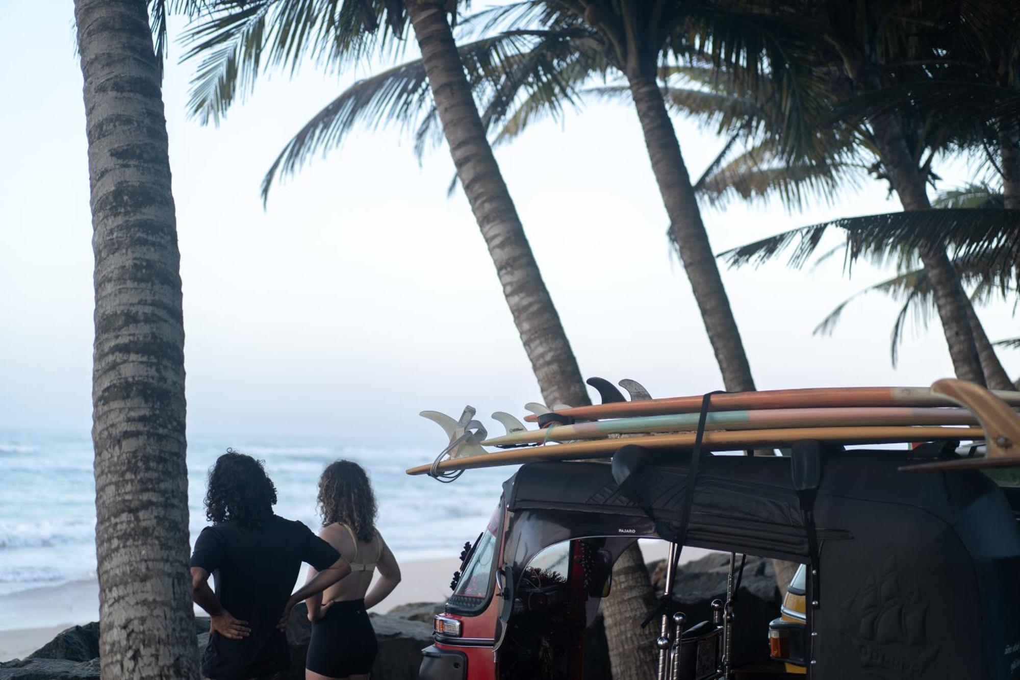 Апартаменты Lotus Surf And Wellness Ахангама Экстерьер фото